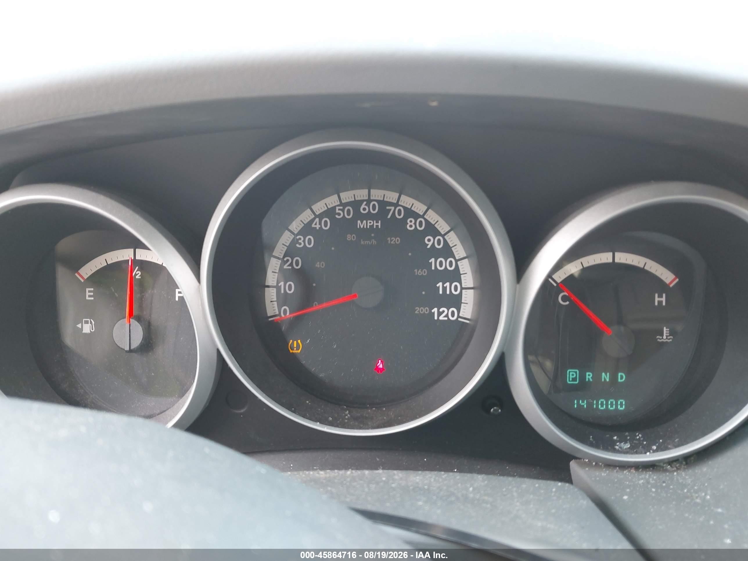 2010 Dodge Grand Caravan Se White vin: 2D4RN4DE1AR303918