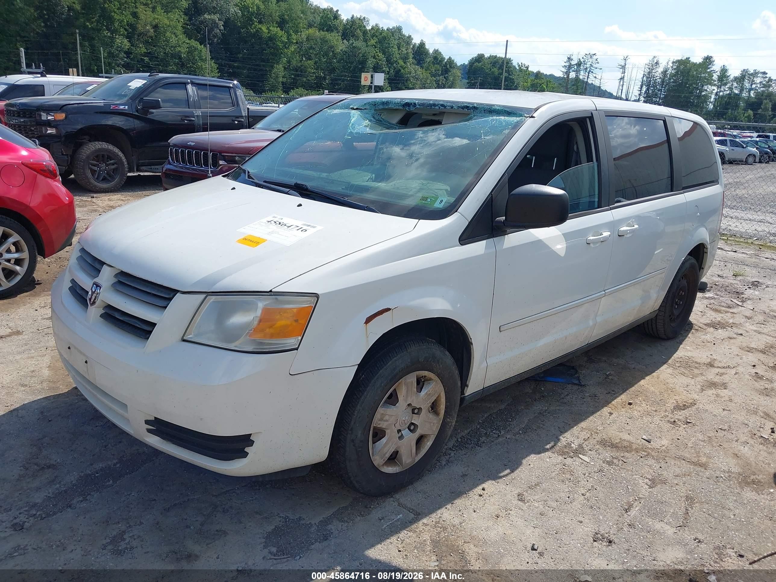 2010 Dodge Grand Caravan Se White vin: 2D4RN4DE1AR303918