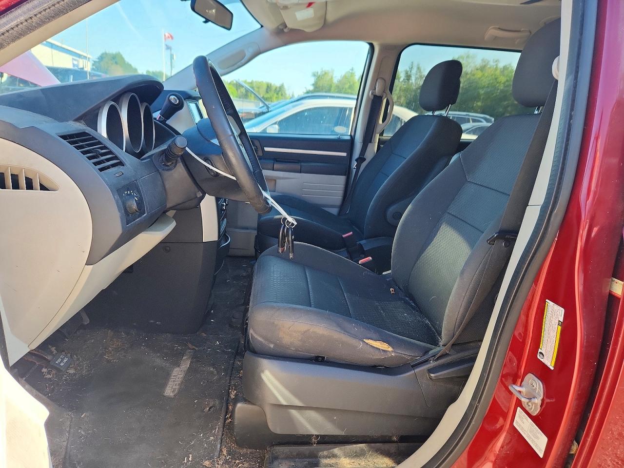 2010 Dodge Grand Caravan Se Красный vin: 2D4RN4DE1AR471767