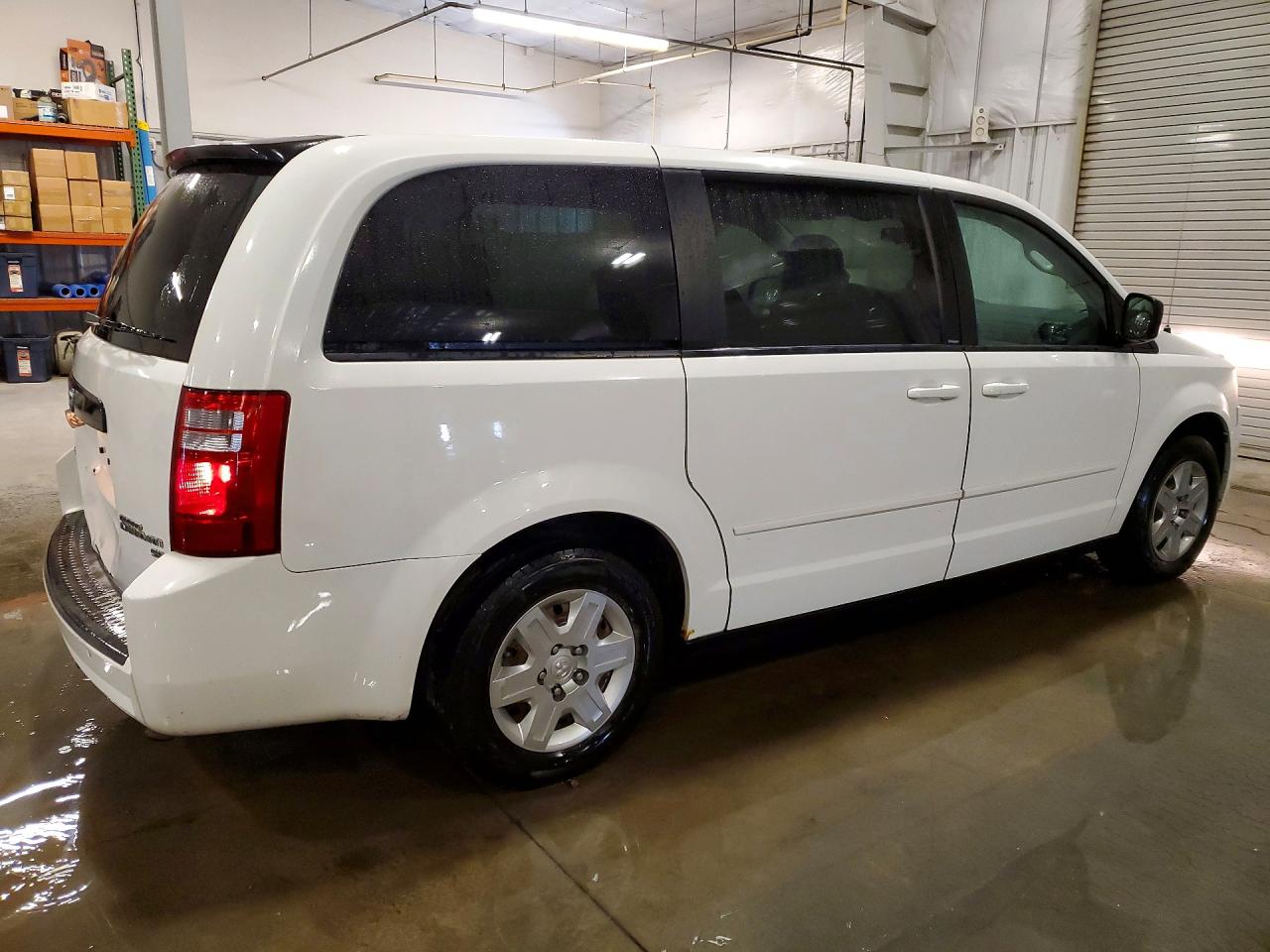 2010 Dodge Grand Caravan Se White vin: 2D4RN4DE2AR102268