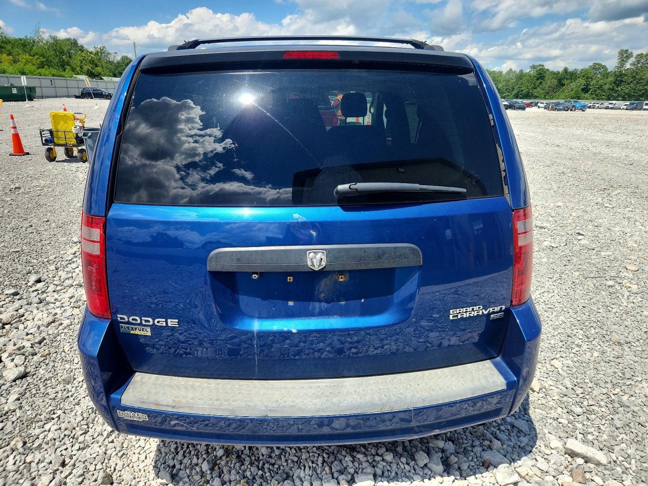 2010 Dodge Grand Caravan Se Blue vin: 2D4RN4DE2AR108085