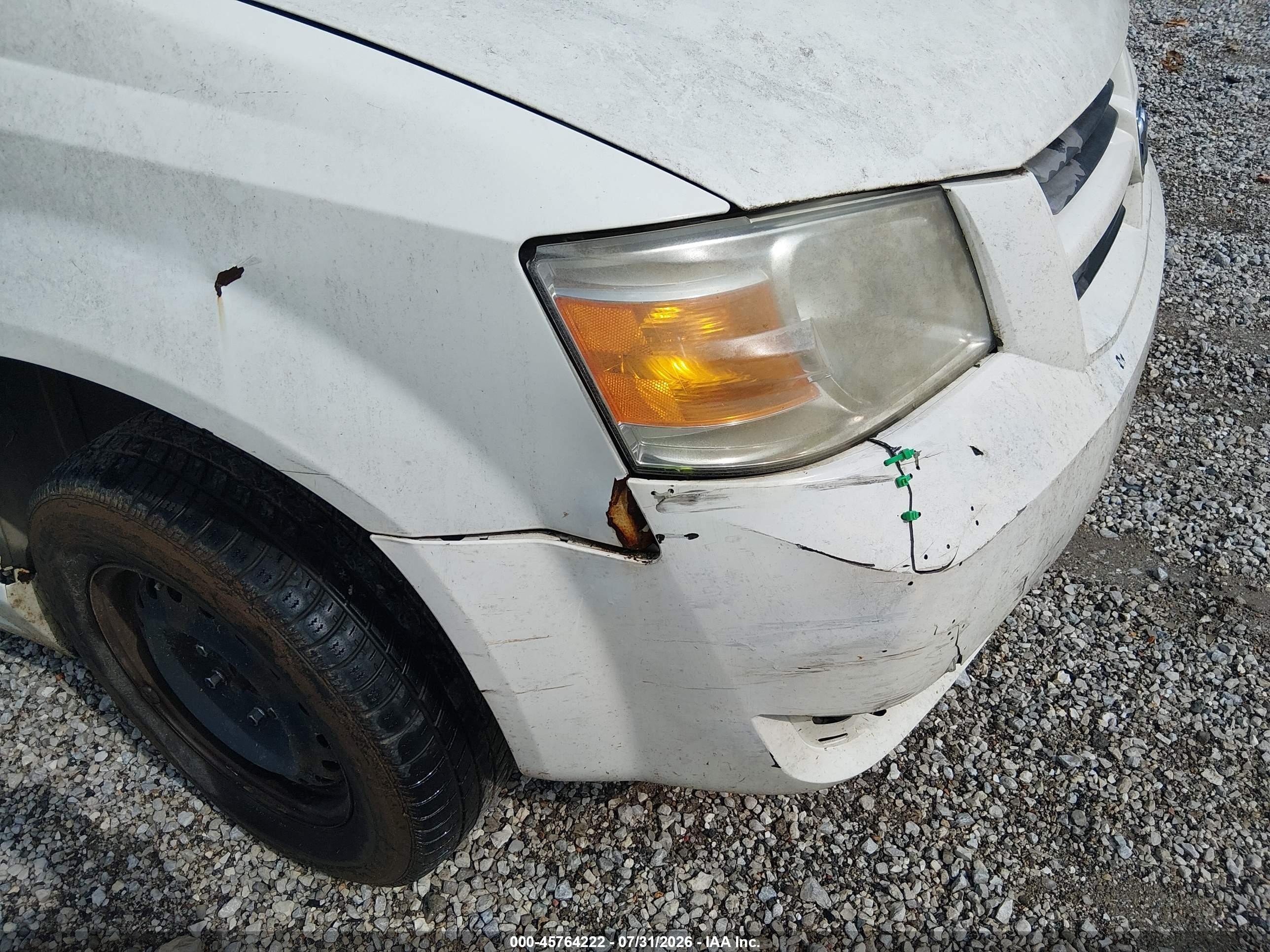2010 Dodge Grand Caravan Se White vin: 2D4RN4DE2AR119345