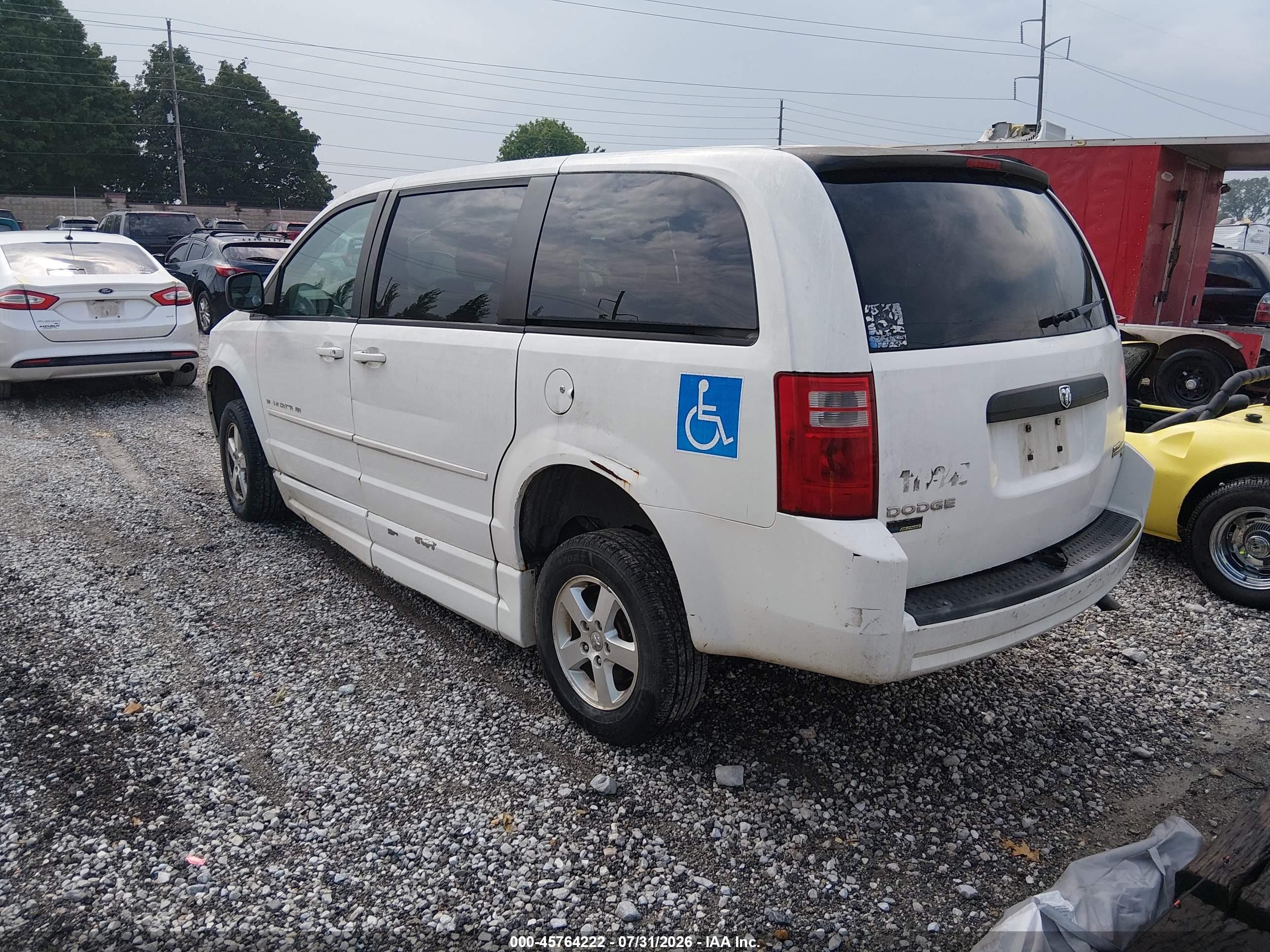 2010 Dodge Grand Caravan Se White vin: 2D4RN4DE2AR119345