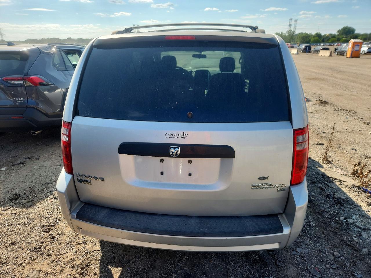 2010 Dodge Grand Caravan Se Silver vin: 2D4RN4DE2AR161319