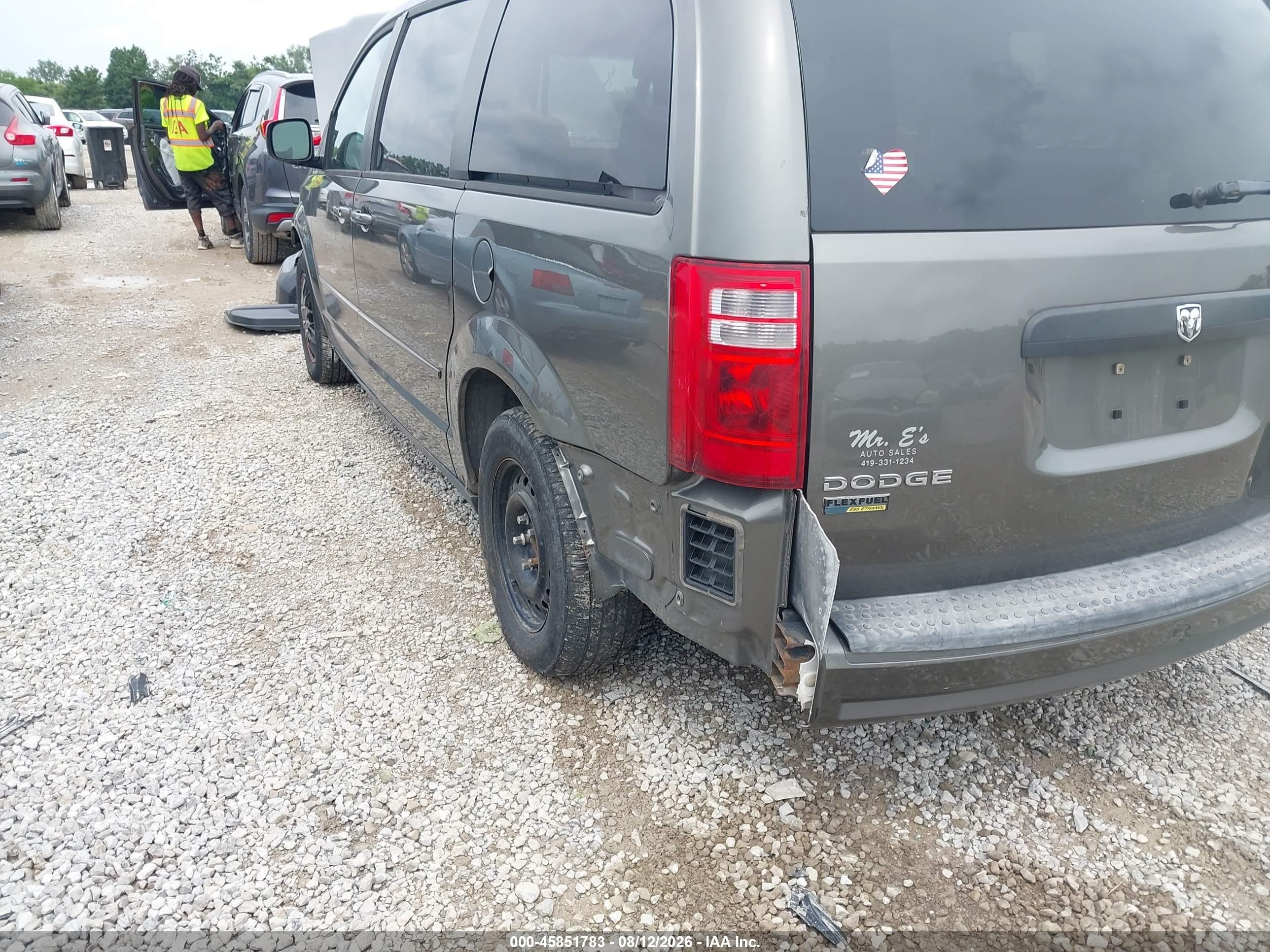 2010 Dodge Grand Caravan Se Gray vin: 2D4RN4DE2AR204721
