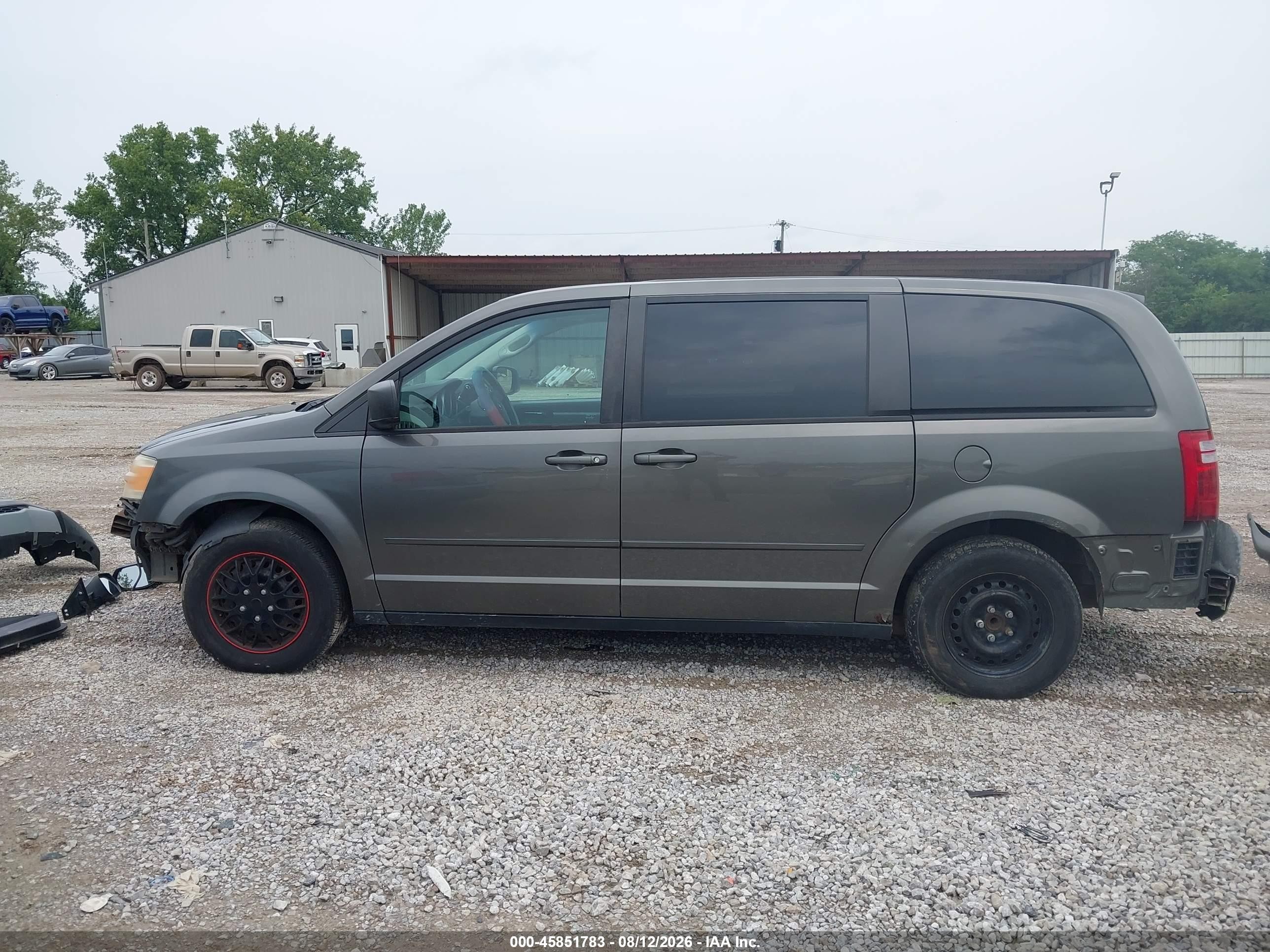 2010 Dodge Grand Caravan Se Gray vin: 2D4RN4DE2AR204721