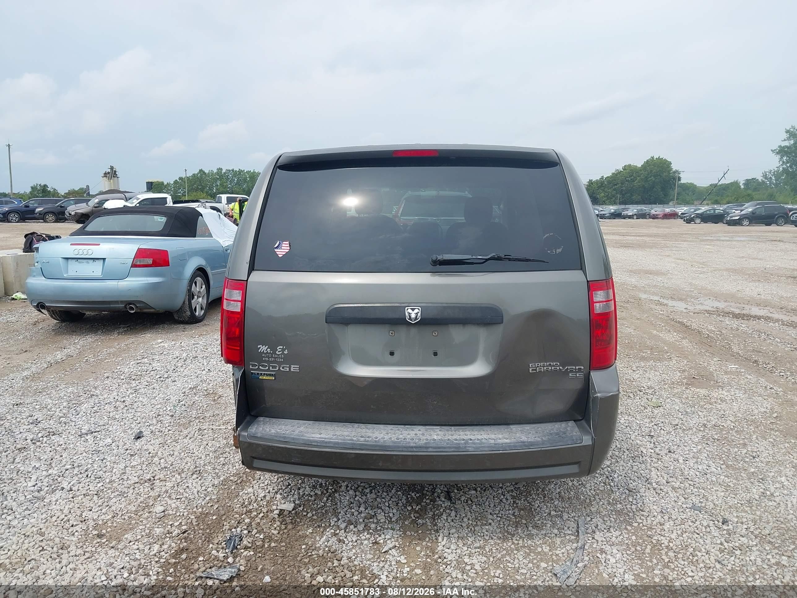2010 Dodge Grand Caravan Se Gray vin: 2D4RN4DE2AR204721