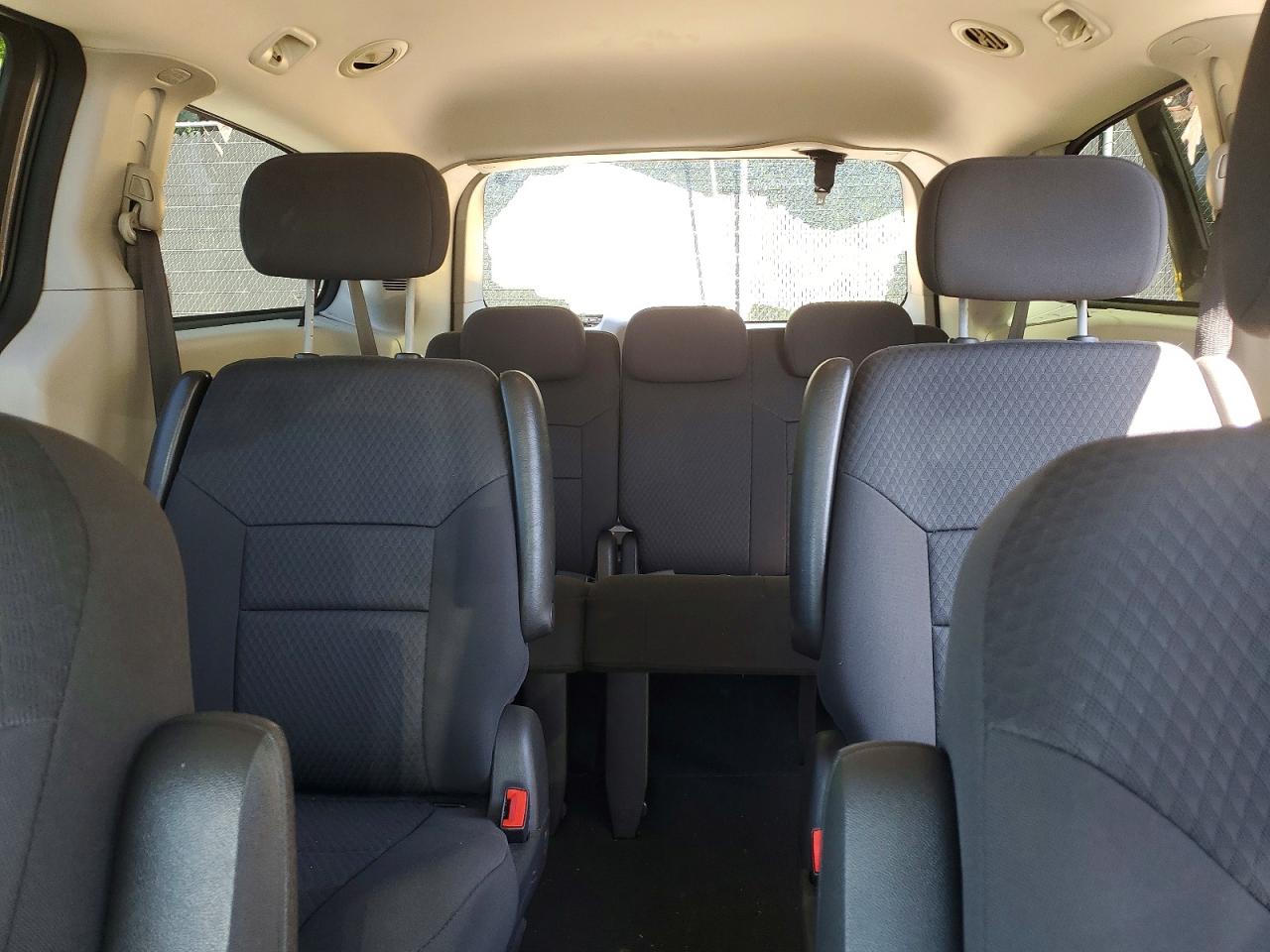 2010 Dodge Grand Caravan Se Gray vin: 2D4RN4DE2AR216593