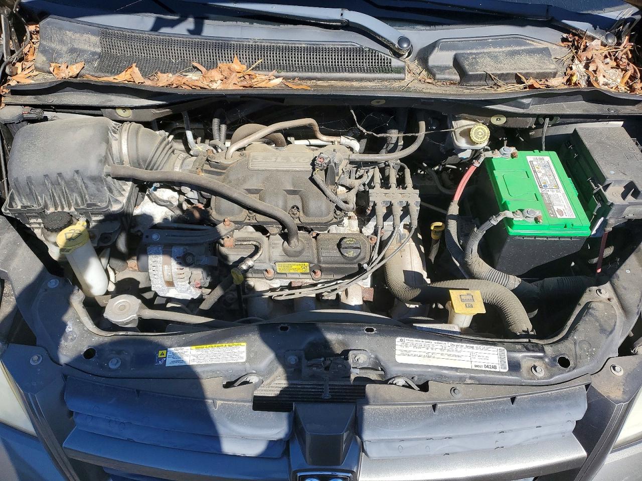2010 Dodge Grand Caravan Se Gray vin: 2D4RN4DE2AR216593