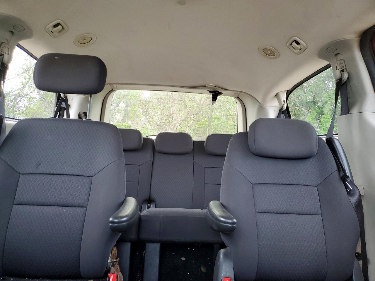 2010 Dodge Grand Caravan Se Red vin: 2D4RN4DE2AR471213