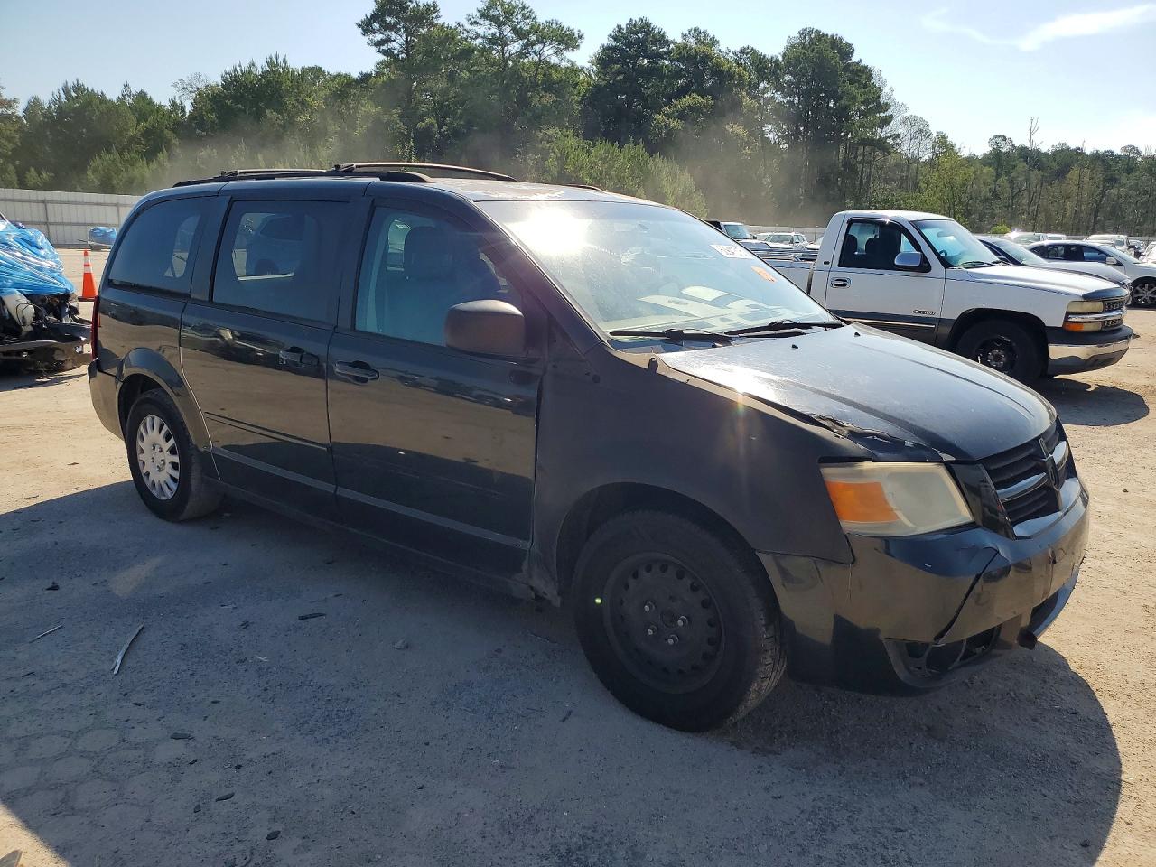 2010 Dodge Caravan Black vin: 2D4RN4DE2AR477397