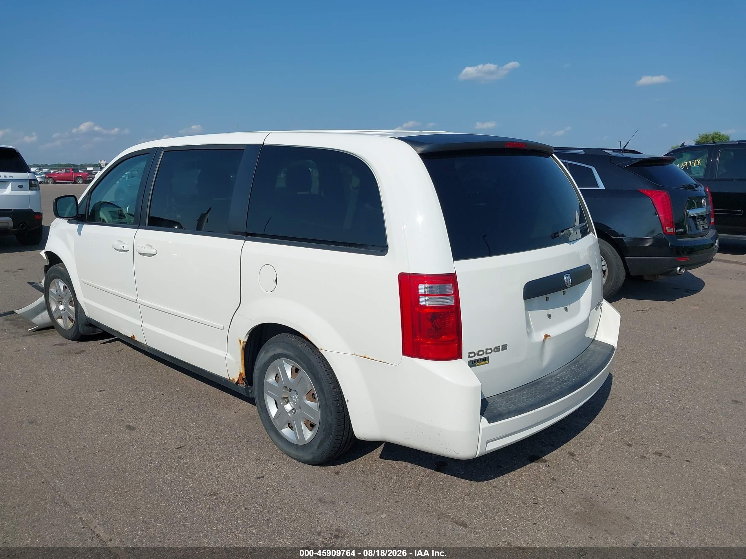 2010 Dodge Grand Caravan Se White vin: 2D4RN4DE2AR487105