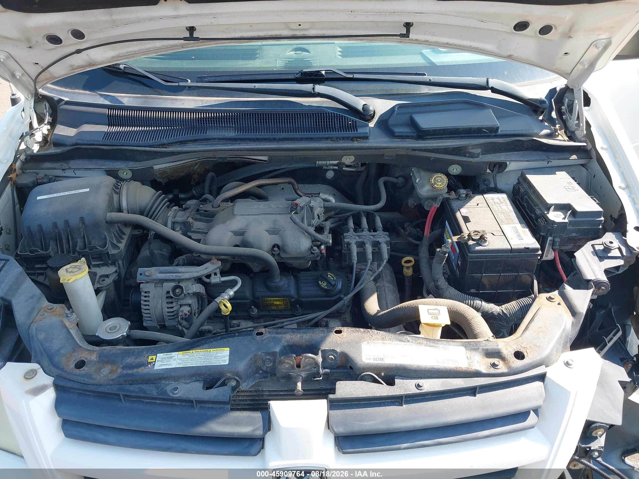 2010 Dodge Grand Caravan Se White vin: 2D4RN4DE2AR487105
