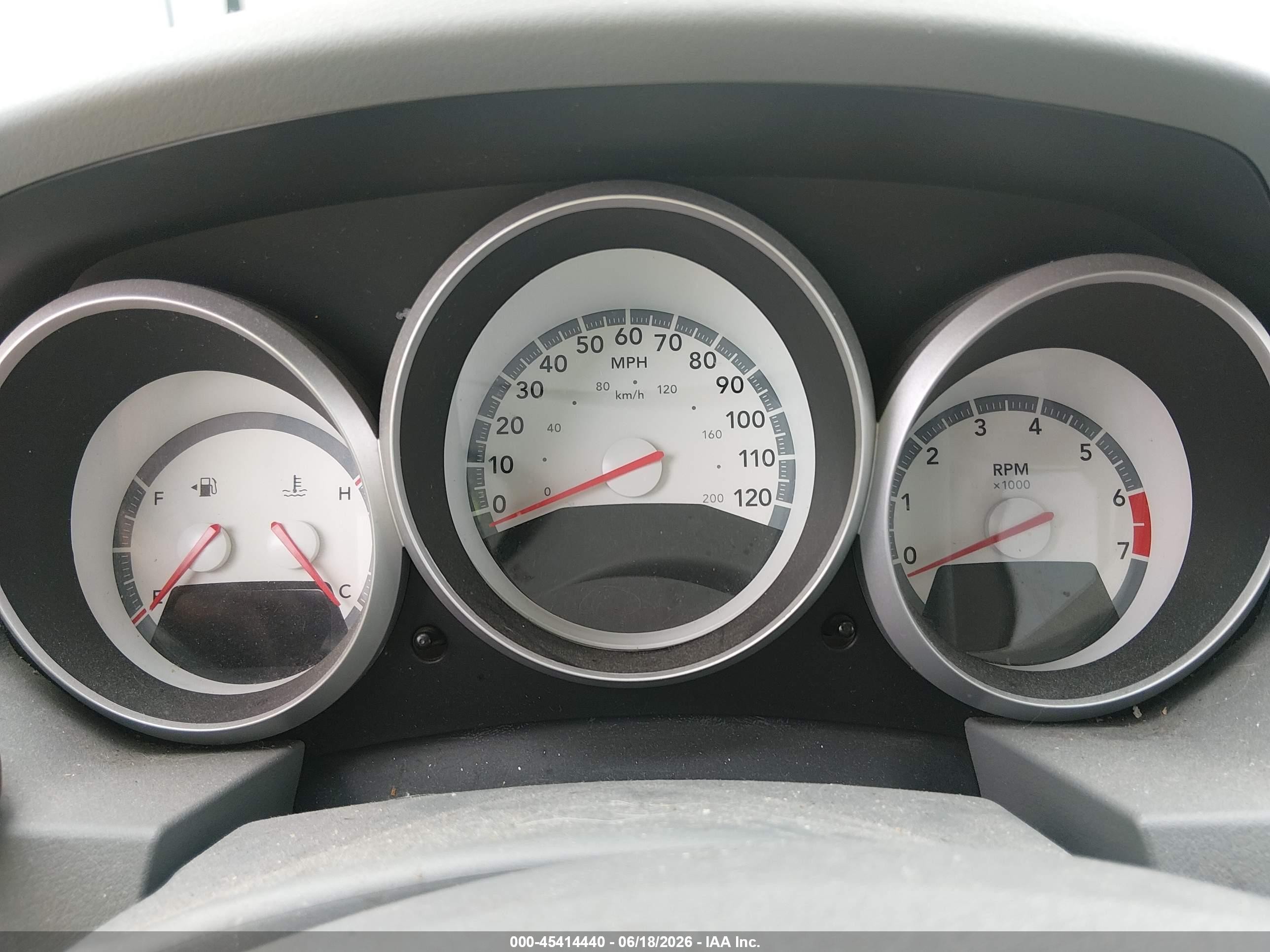 2010 Dodge Grand Caravan Se Silver vin: 2D4RN4DE2AR497584