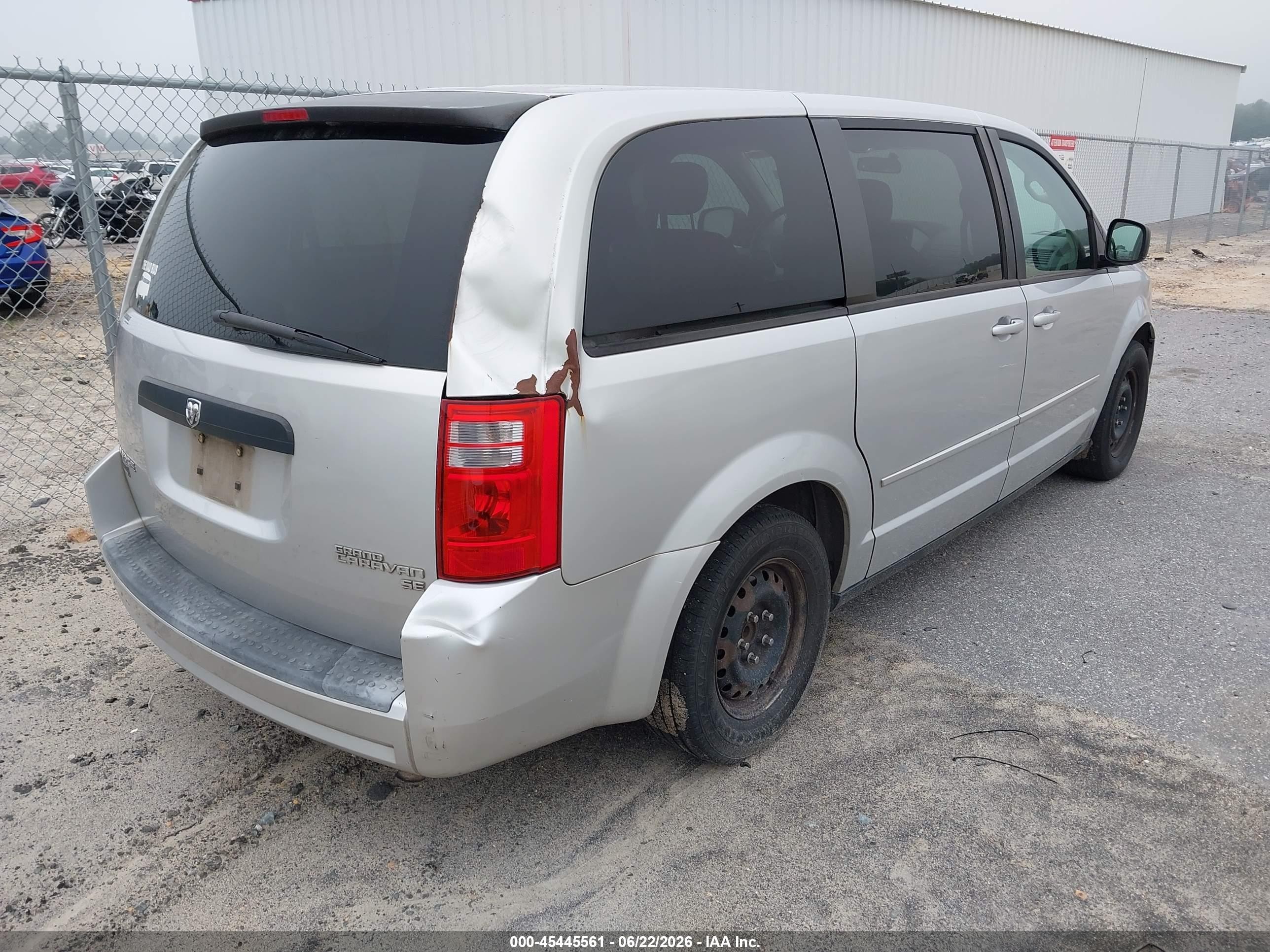 2010 Dodge Grand Caravan Se Серебряный vin: 2D4RN4DE3AR111335