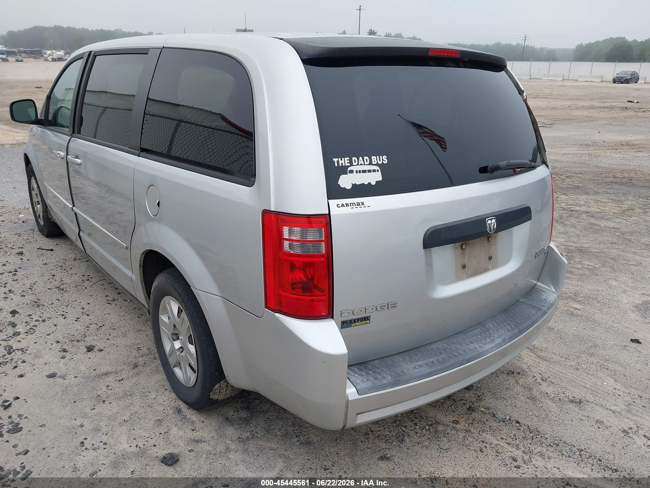 2010 Dodge Grand Caravan Se Серебряный vin: 2D4RN4DE3AR111335