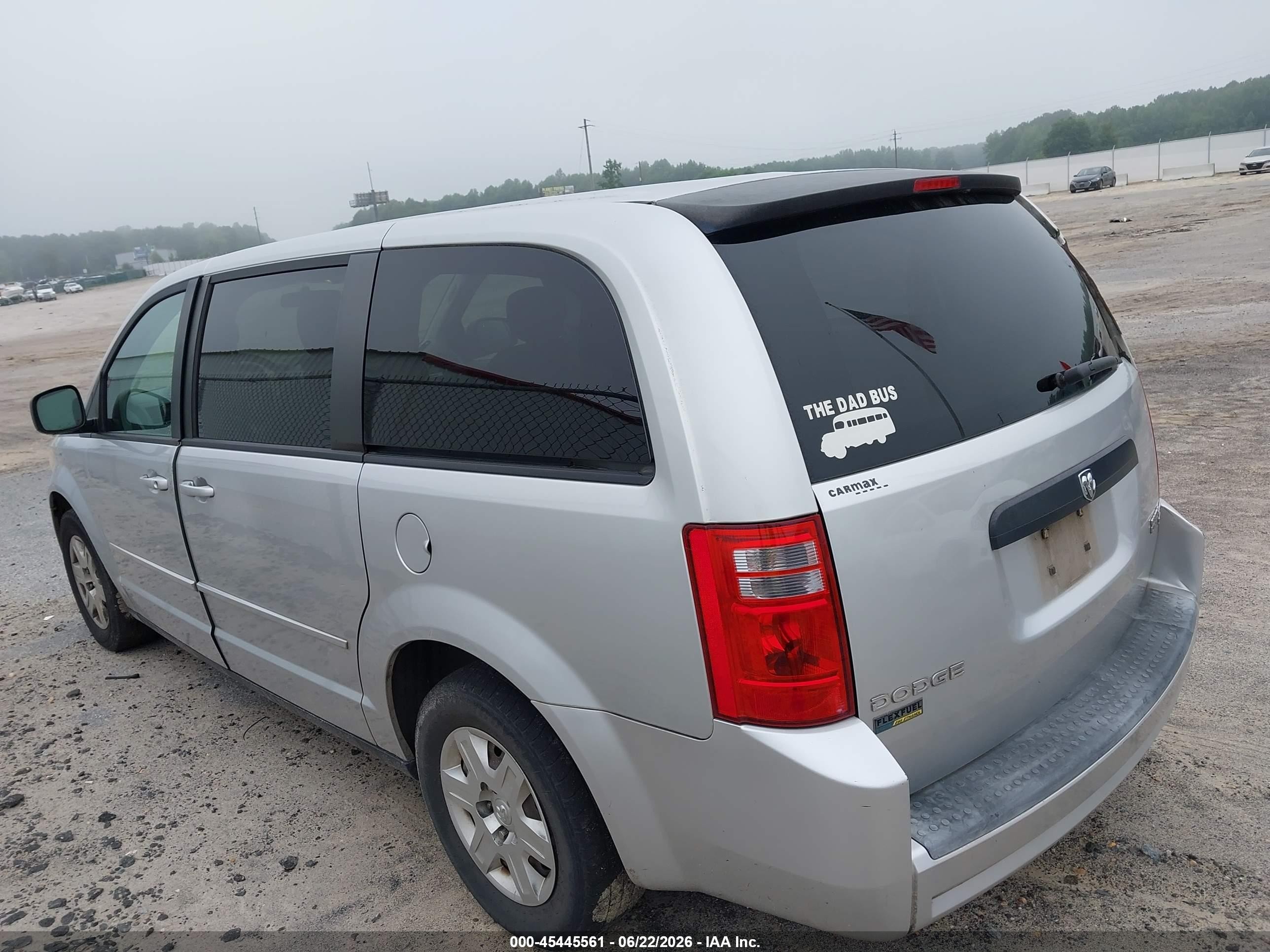2010 Dodge Grand Caravan Se Серебряный vin: 2D4RN4DE3AR111335