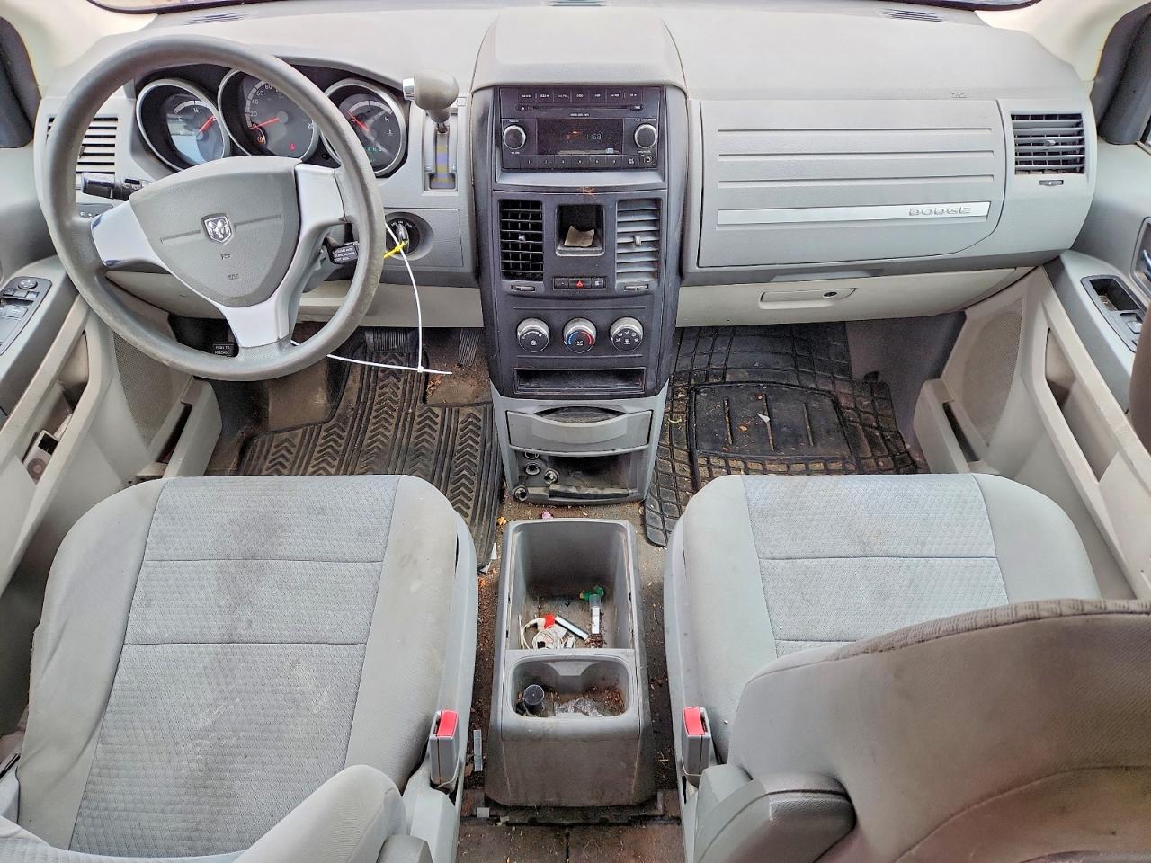 2010 Dodge Grand Caravan Se Red vin: 2D4RN4DE3AR371329