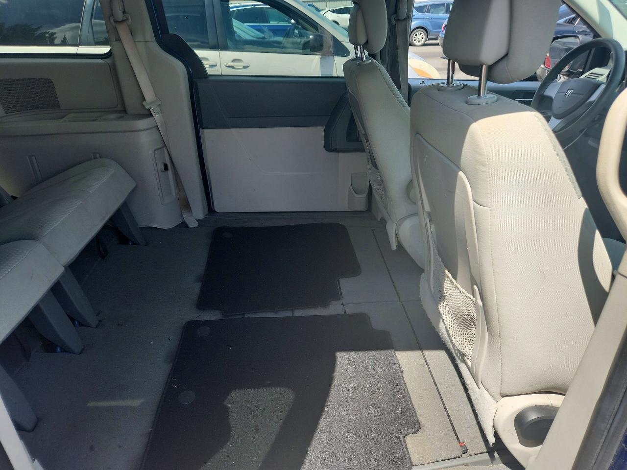 2010 Dodge Grand Caravan Se Blue vin: 2D4RN4DE3AR476033