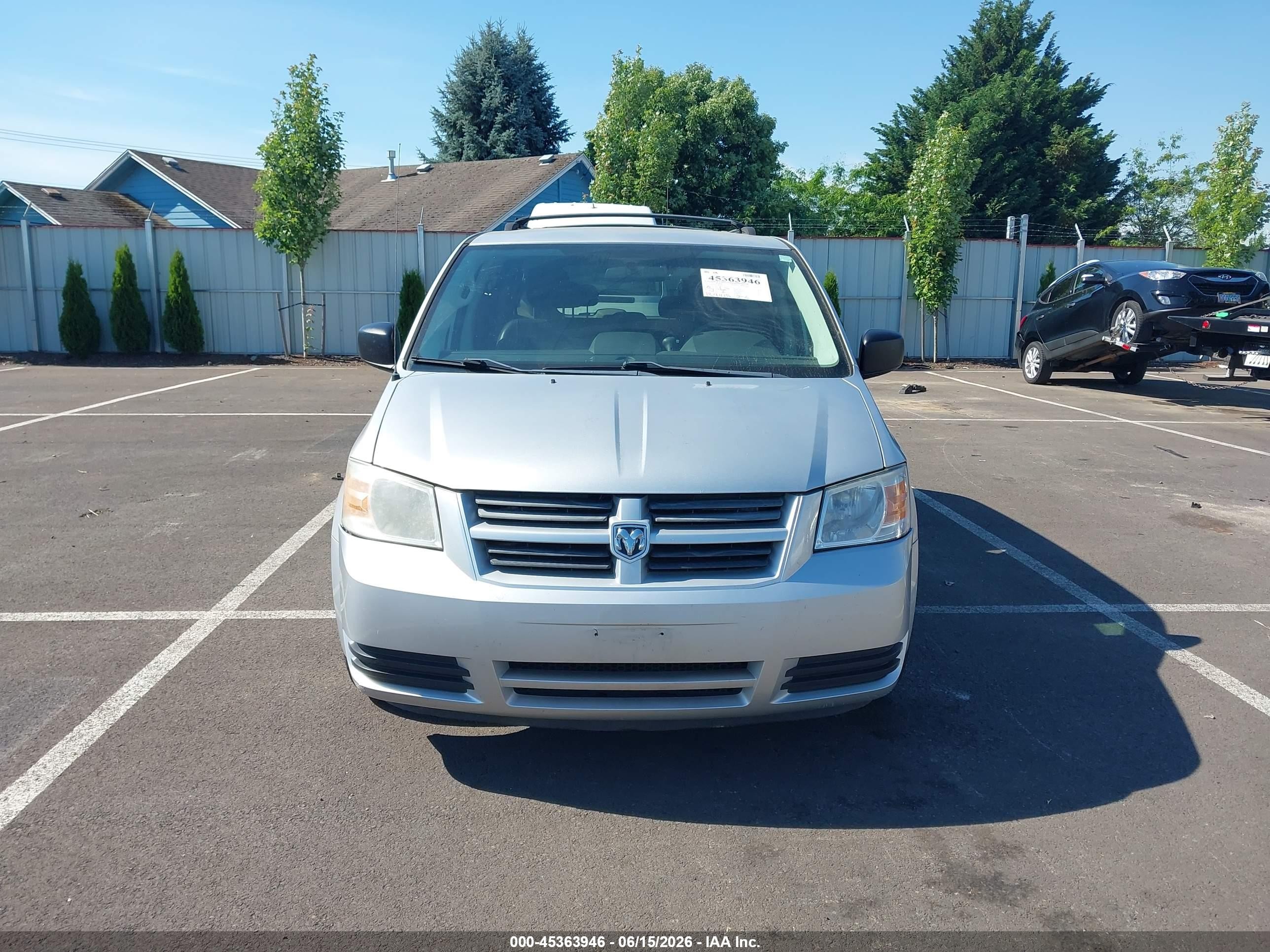 2010 Dodge Grand Caravan Se Silver vin: 2D4RN4DE4AR160852