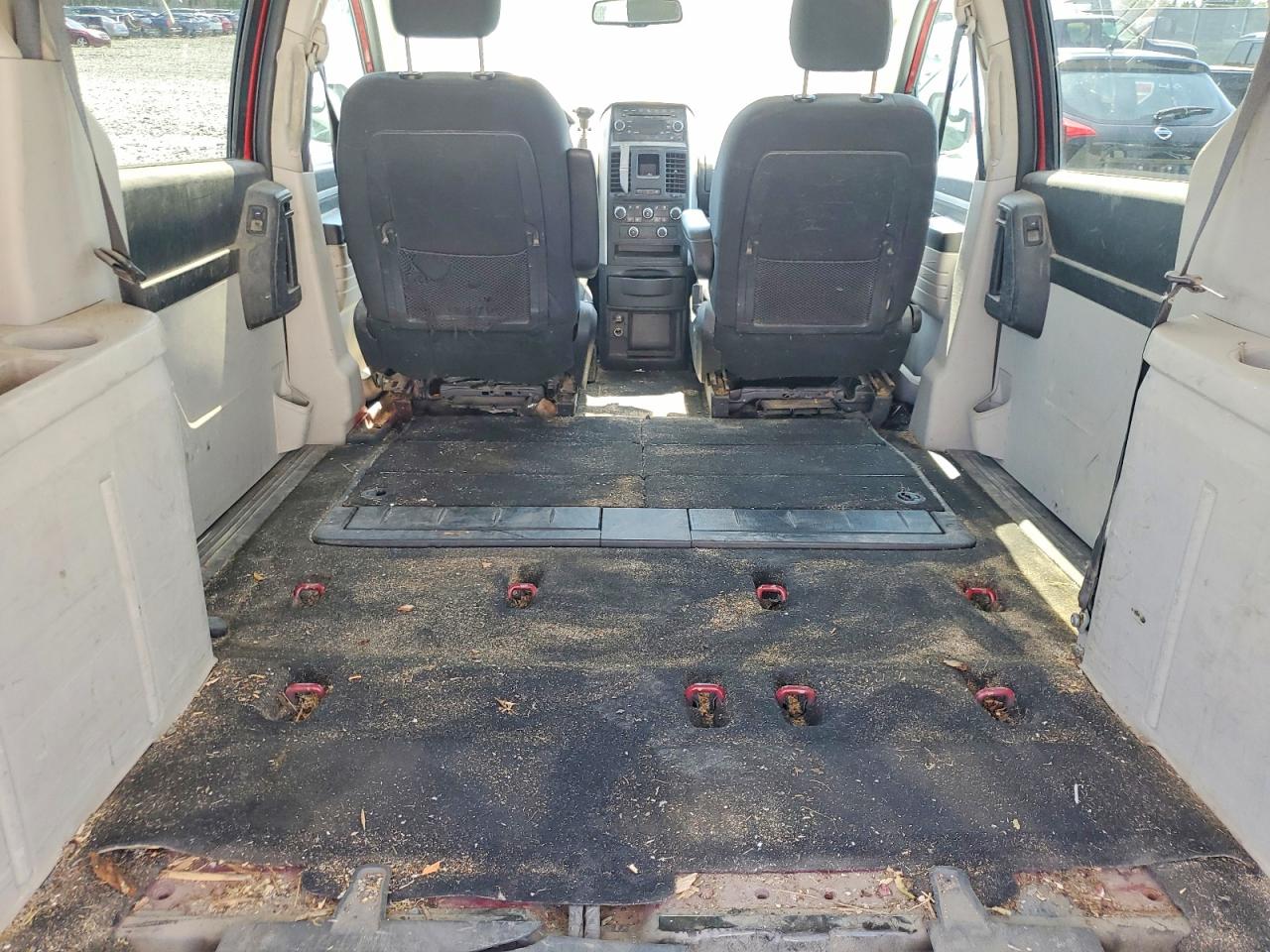 2010 Dodge Grand Caravan Se Red vin: 2D4RN4DE4AR180812