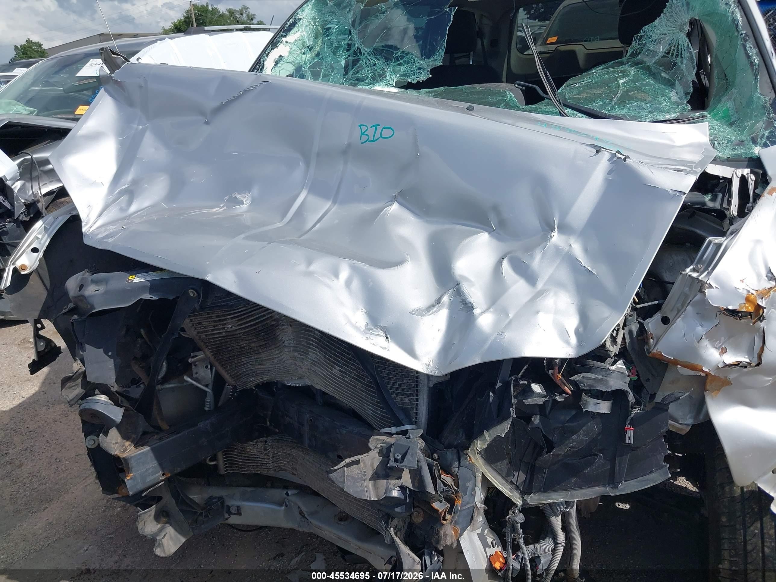 2010 Dodge Grand Caravan Se Silver vin: 2D4RN4DE4AR211539