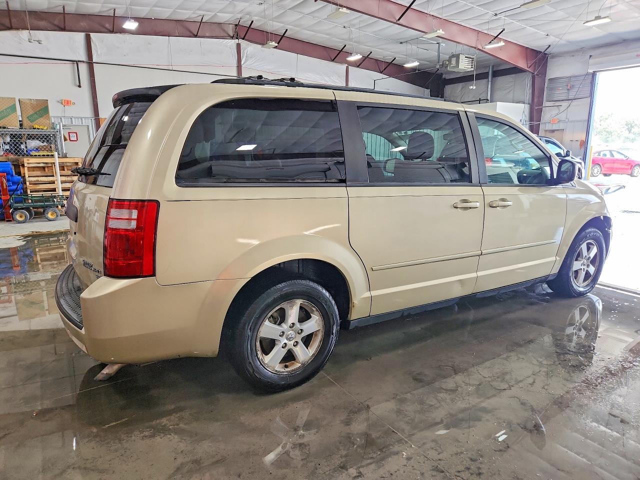2010 Dodge Grand Caravan Se Gold vin: 2D4RN4DE4AR216644