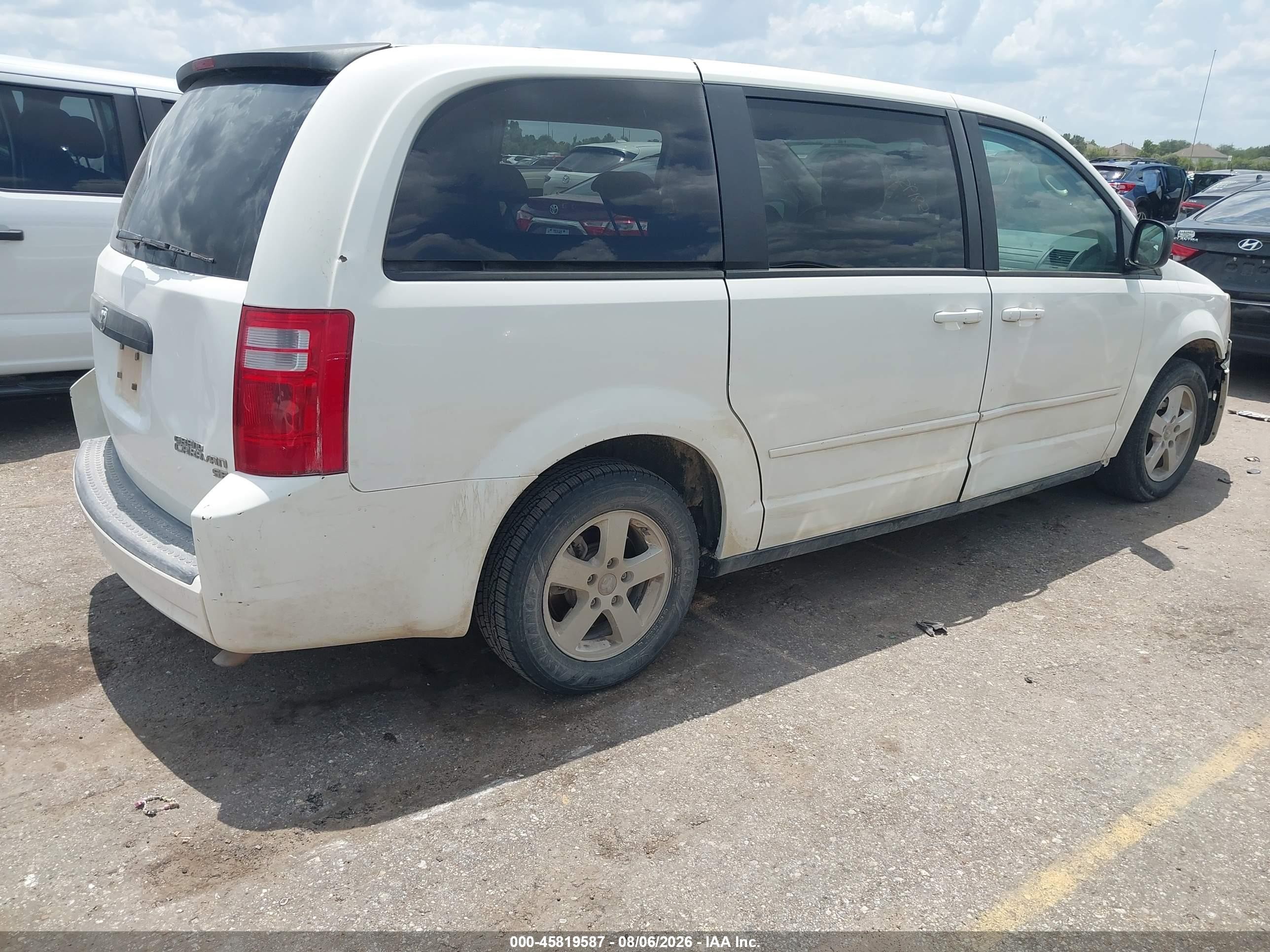 2010 Dodge Grand Caravan Se White vin: 2D4RN4DE4AR269537