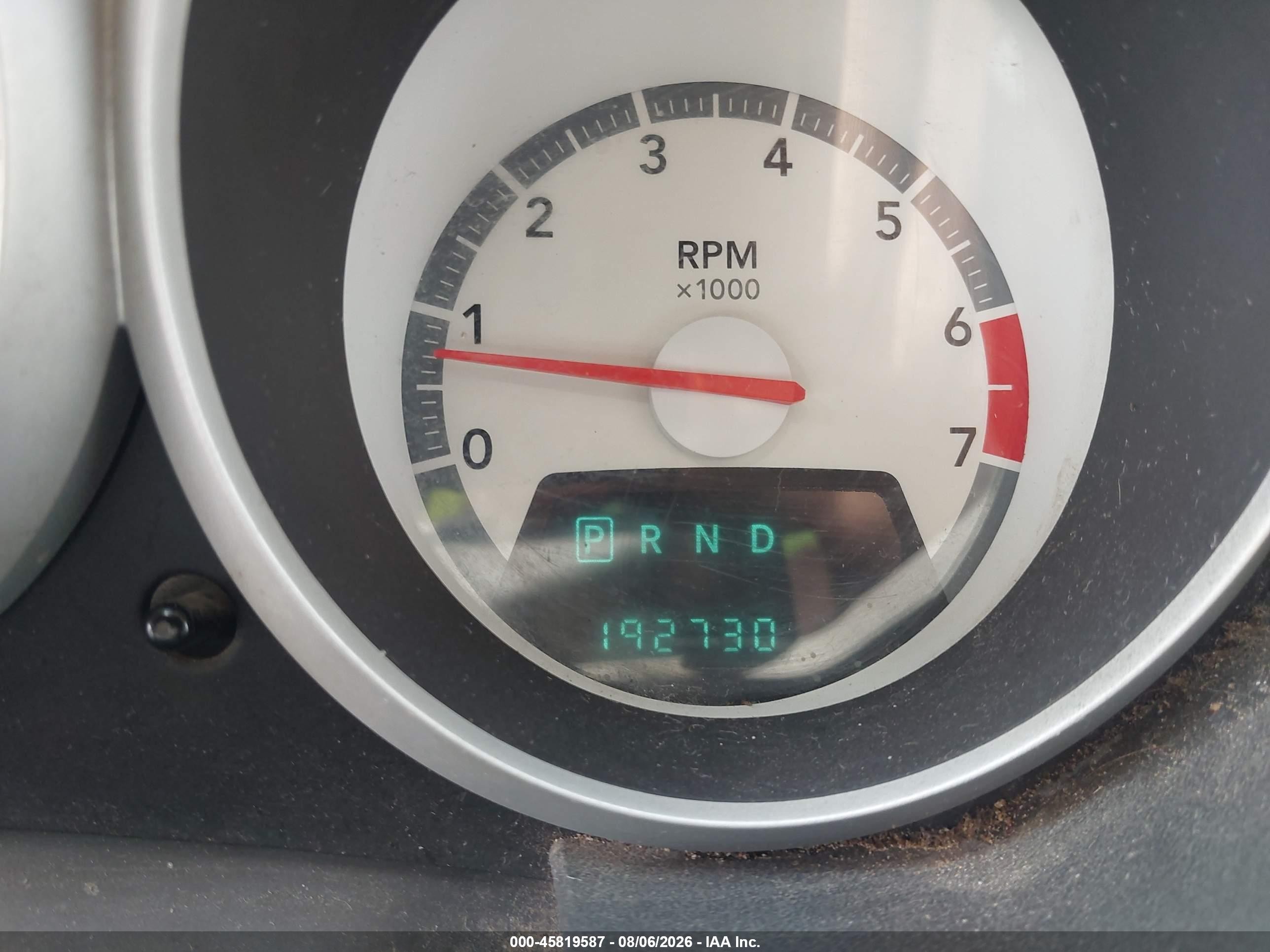 2010 Dodge Grand Caravan Se White vin: 2D4RN4DE4AR269537