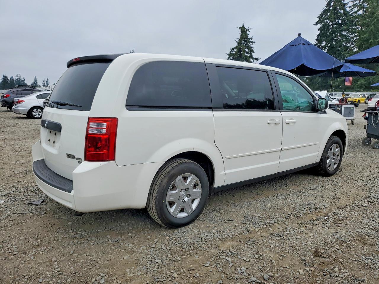 2010 Dodge Grand Caravan Se White vin: 2D4RN4DE4AR335147
