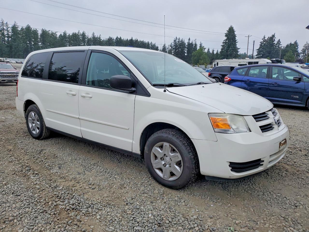 2010 Dodge Grand Caravan Se White vin: 2D4RN4DE4AR335147