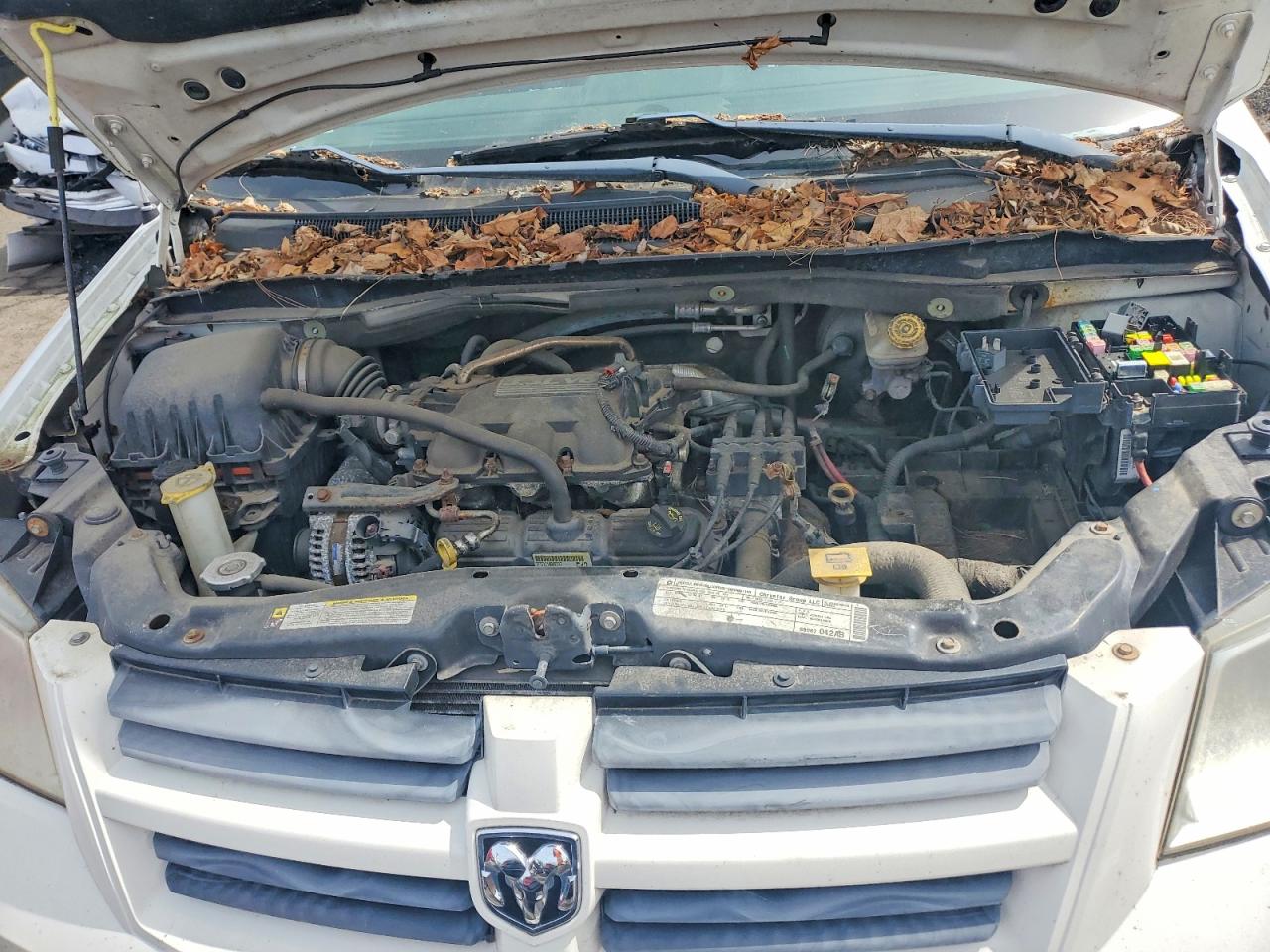 2010 Dodge Grand Caravan Se White vin: 2D4RN4DE4AR417086