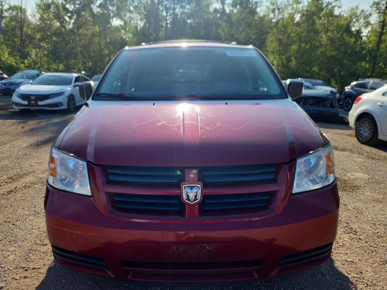 2010 Dodge Grand Caravan Se Red vin: 2D4RN4DE4AR468880