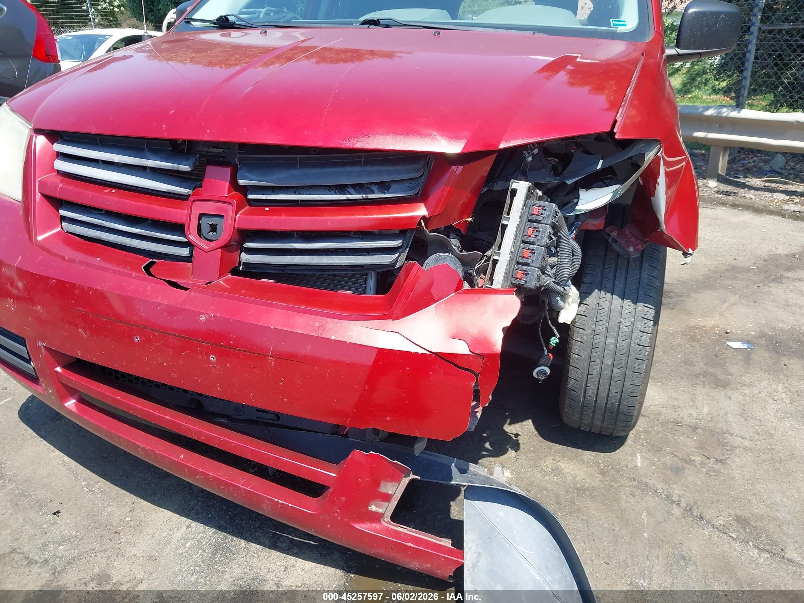 2010 Dodge Grand Caravan Se Red vin: 2D4RN4DE5AR147446