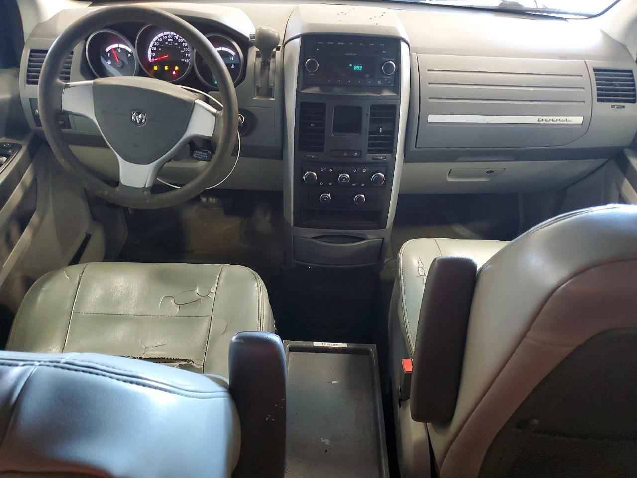 2010 Dodge Grand Caravan Se White vin: 2D4RN4DE5AR167664