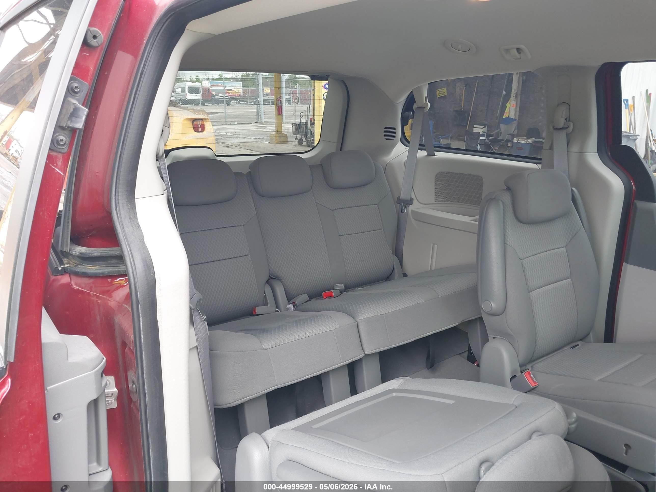 2010 Dodge Grand Caravan Se Red vin: 2D4RN4DE5AR179314