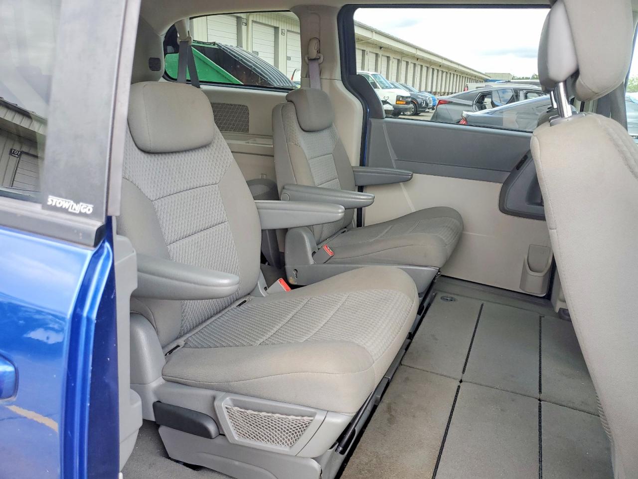 2010 Dodge Grand Caravan Se Blue vin: 2D4RN4DE5AR282233