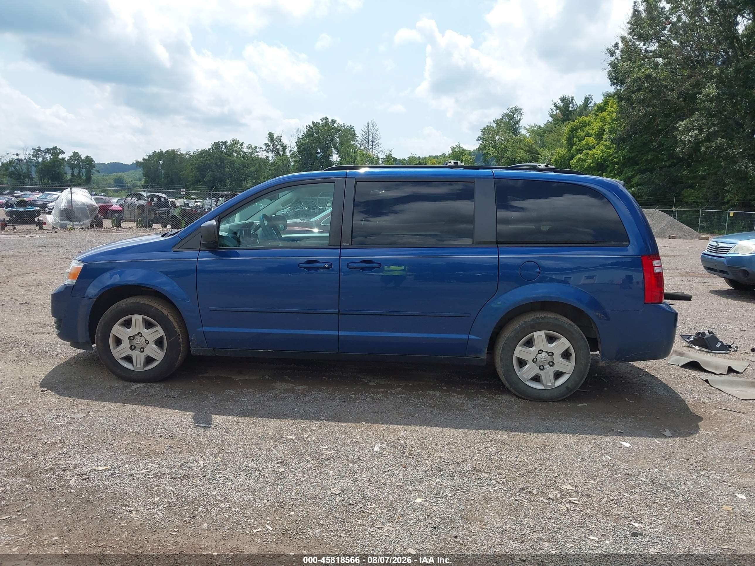 2010 Dodge Grand Caravan Se Blue vin: 2D4RN4DE5AR440148