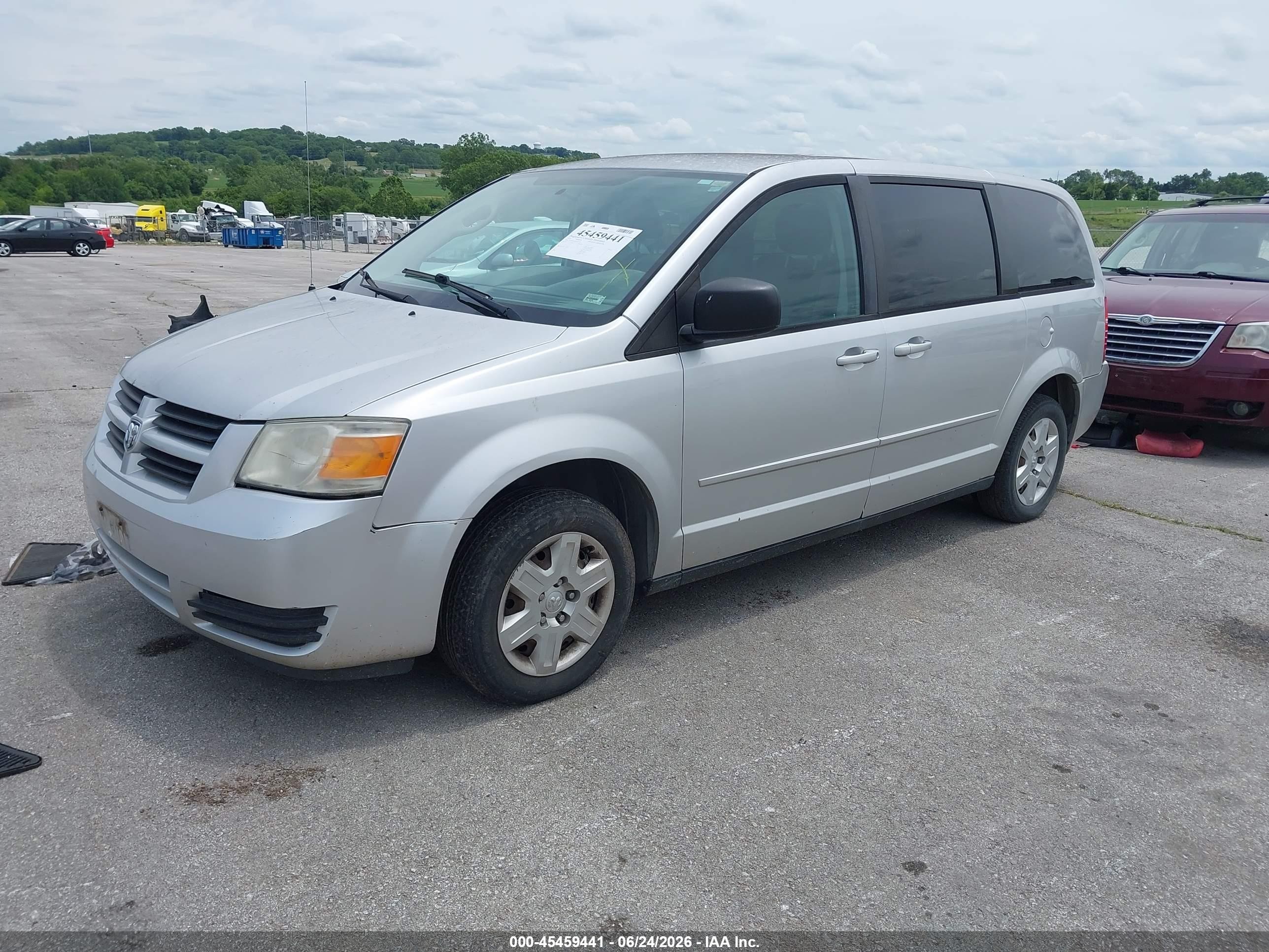 2010 Dodge Grand Caravan Se Silver vin: 2D4RN4DE6AR145799
