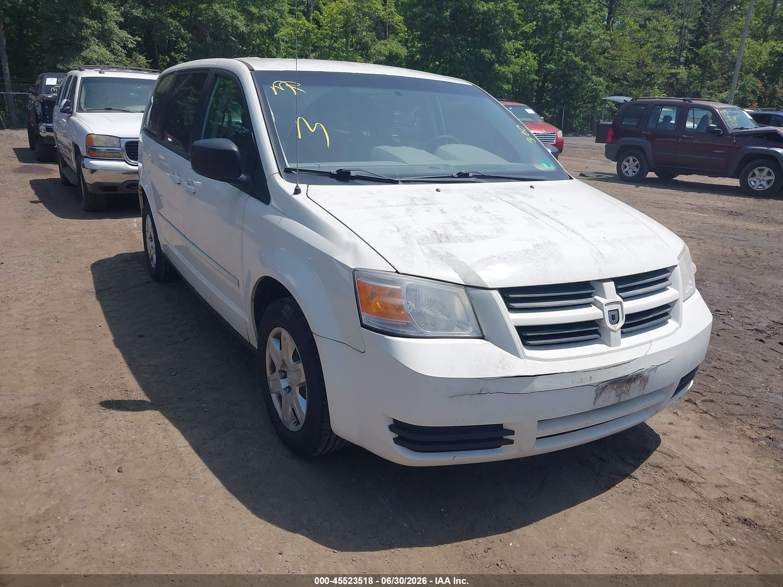 2010 Dodge Grand Caravan Se White vin: 2D4RN4DE6AR171237