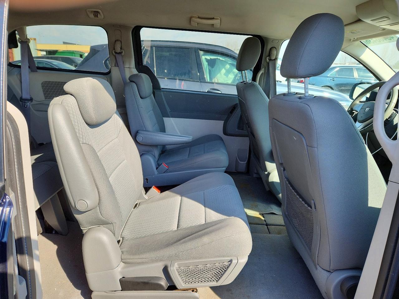 2010 Dodge Grand Caravan Se Blue vin: 2D4RN4DE6AR175532
