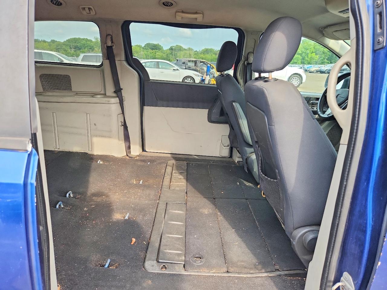 2010 Dodge Grand Caravan Se Blue vin: 2D4RN4DE6AR185574