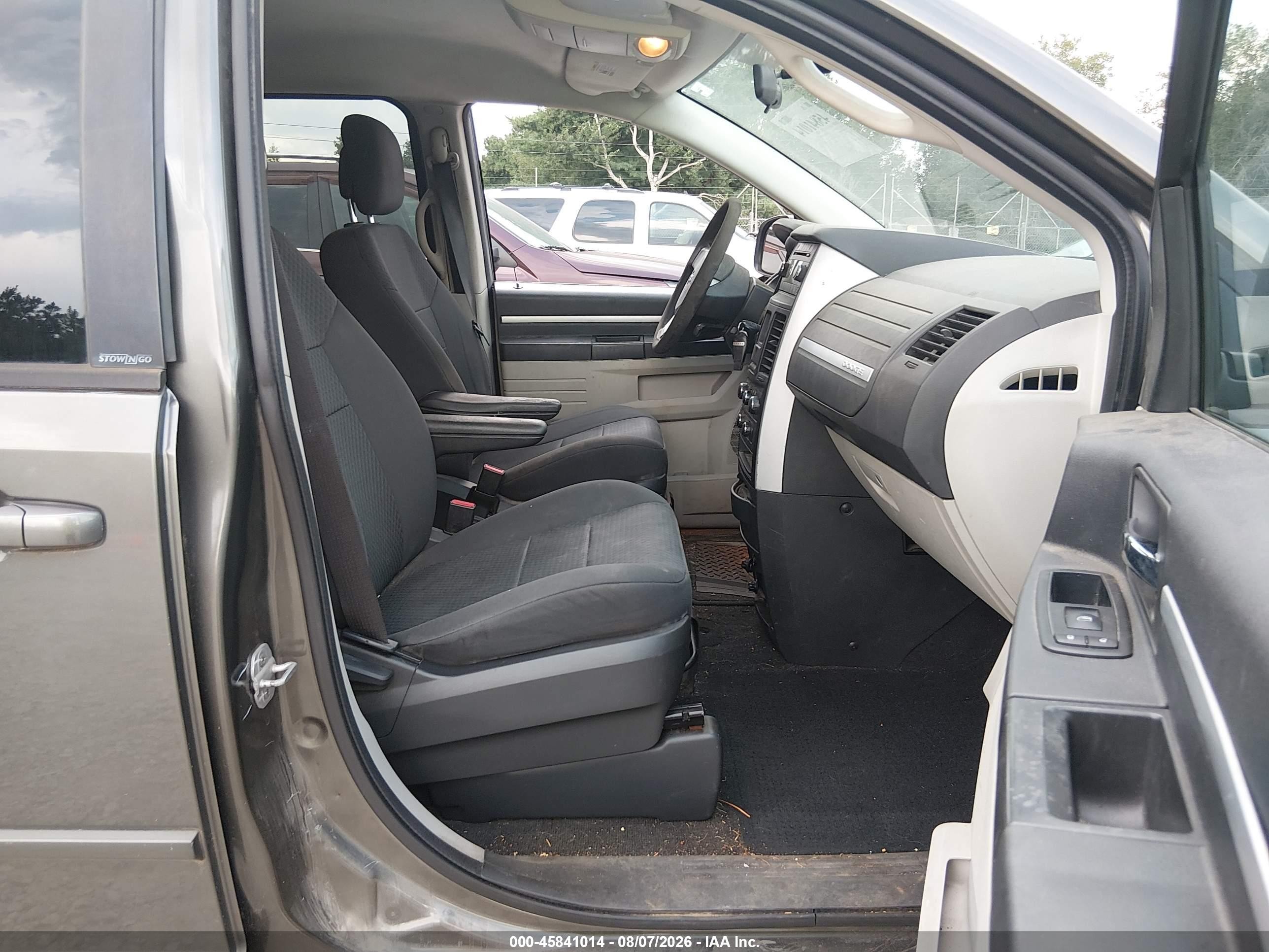 2010 Dodge Grand Caravan Se Gray vin: 2D4RN4DE6AR372412