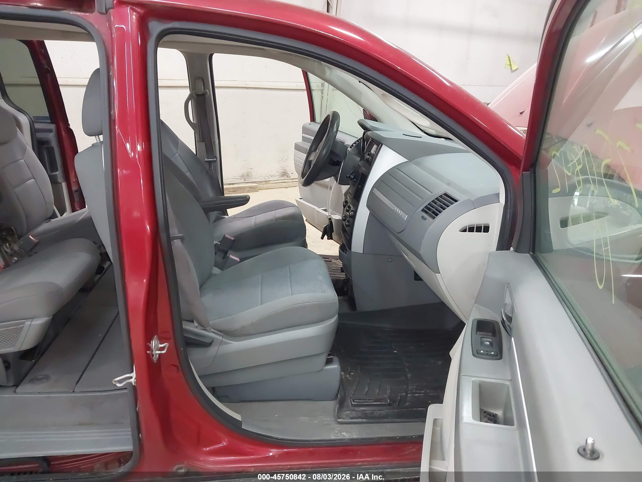 2010 Dodge Grand Caravan Se Red vin: 2D4RN4DE7AR107594