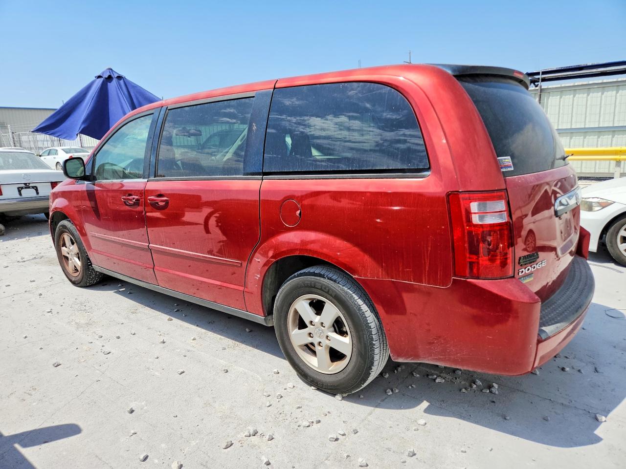 2010 Dodge Grand Caravan Se Maroon vin: 2D4RN4DE7AR125383