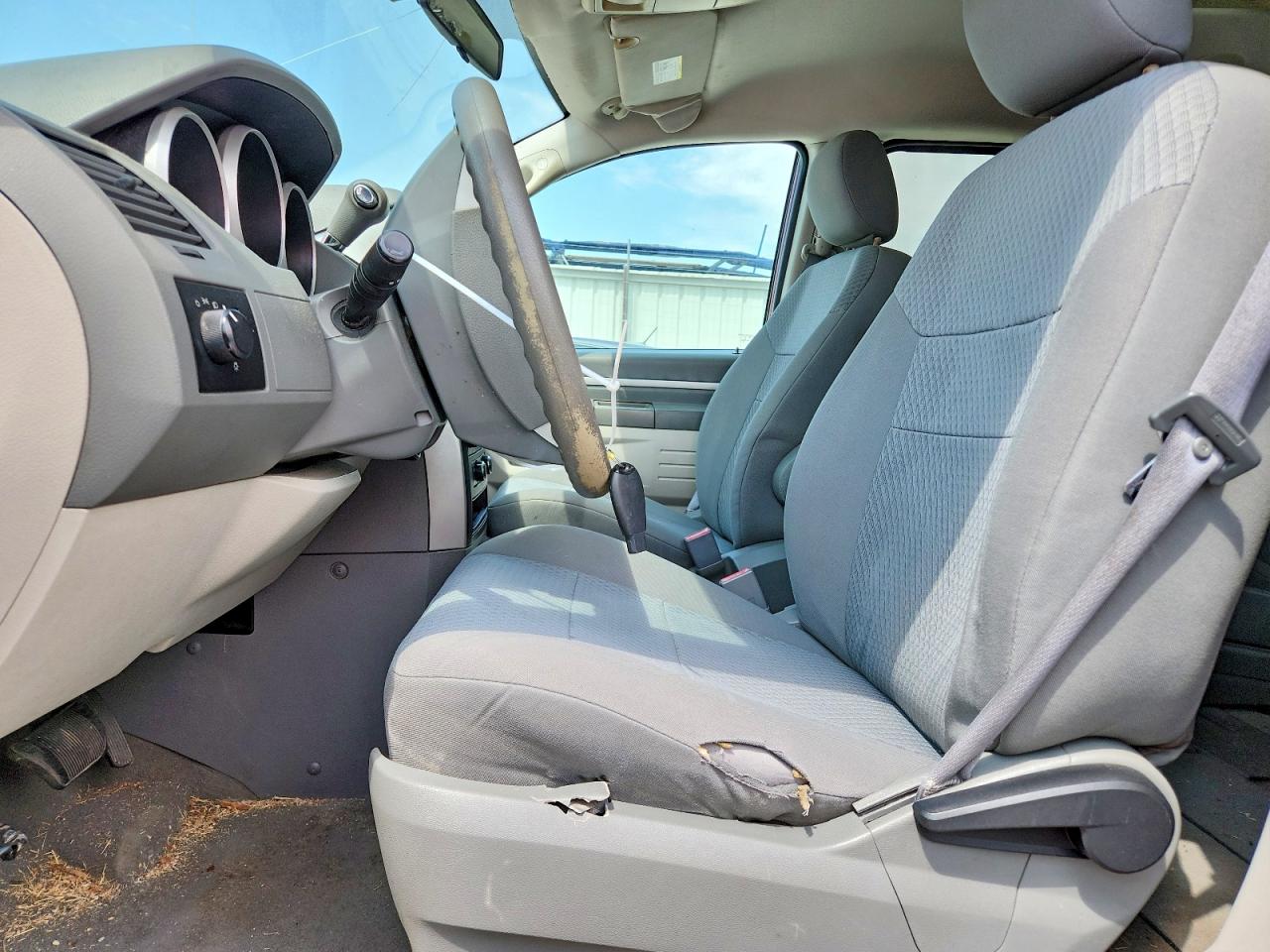 2010 Dodge Grand Caravan Se Maroon vin: 2D4RN4DE7AR125383