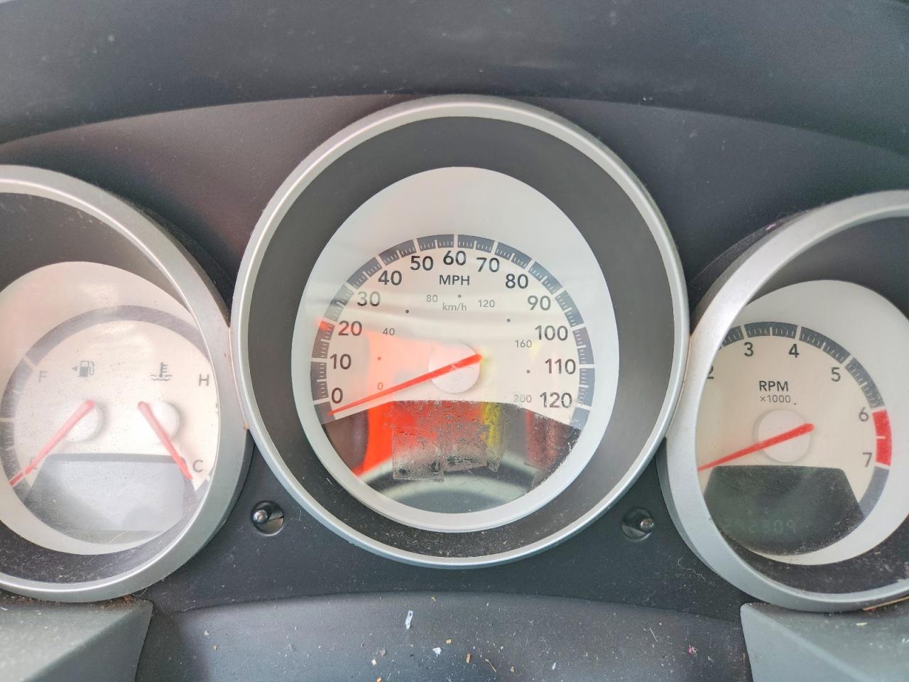 2010 Dodge Grand Caravan Se Maroon vin: 2D4RN4DE7AR125383