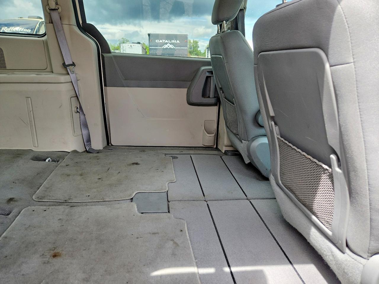 2010 Dodge Grand Caravan Se White vin: 2D4RN4DE7AR179332