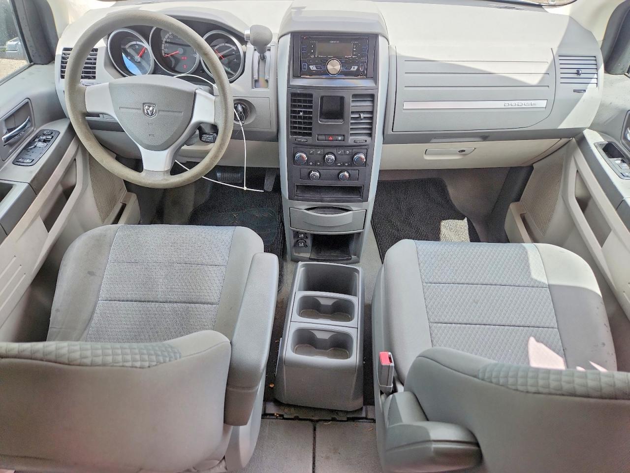 2010 Dodge Grand Caravan Se White vin: 2D4RN4DE7AR179332