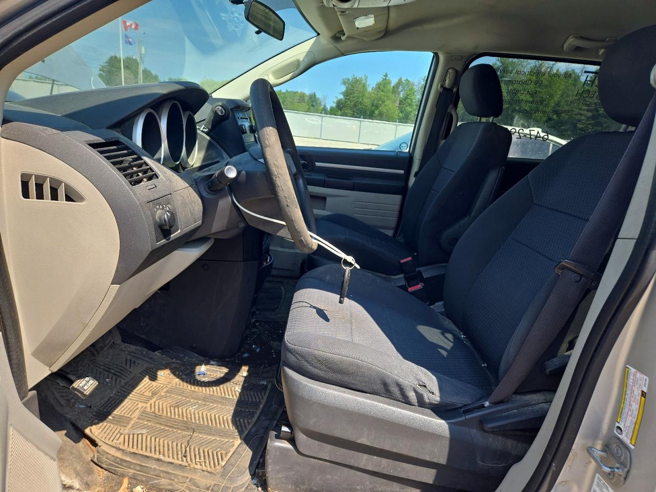 2010 Dodge Grand Caravan Se Silver vin: 2D4RN4DE7AR207985